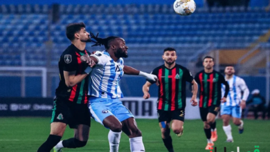 لاعبو الجيش الملكي يحتفلون بعد تسجيل الهدف الثاني في مرمى بيراميدز بدوري أبطال أفريقيا 2026